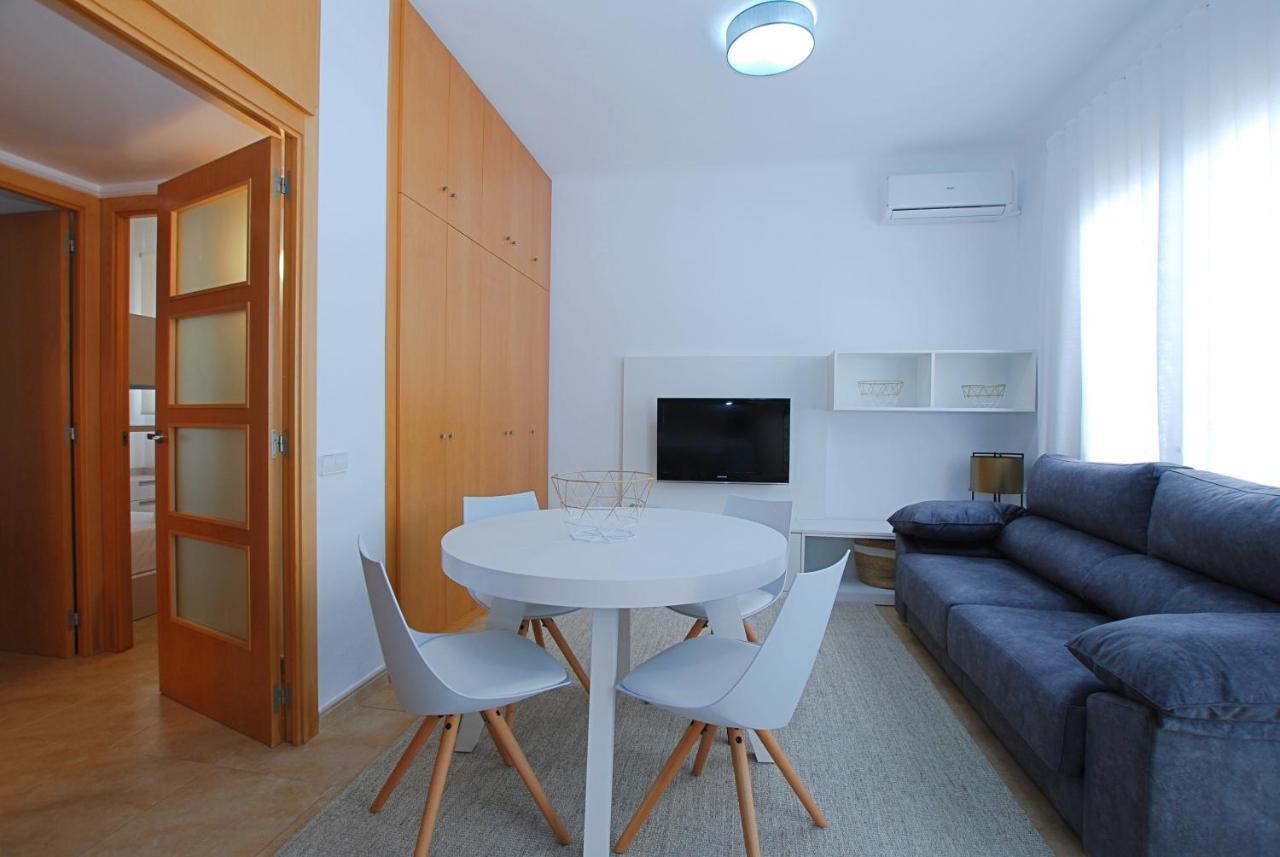 La Platgeta - La Platgeta - Ideal Family Apartment, With Private Terrace Vilassar De Mar Bagian luar foto